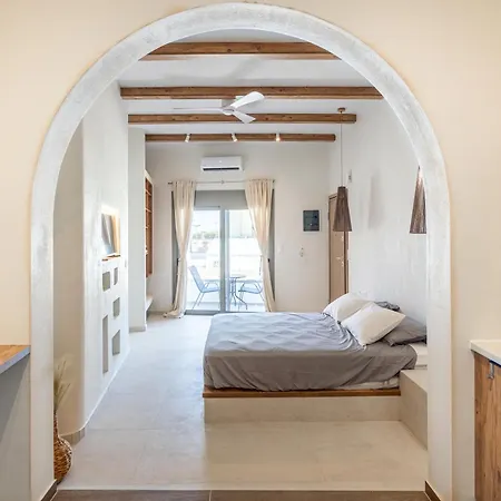 Yvis Boutique House